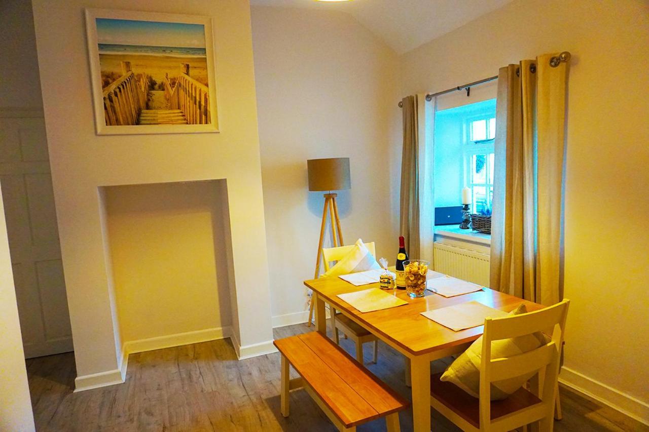 Staycation At Pine Cottage, A Newly Refurbished Holiday Cottage Goodwick 外观 照片